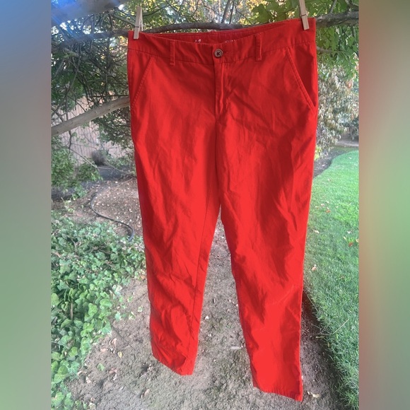 broken in straight khakis by Gap Women's - Picture 4 of 7